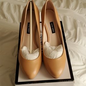 NWT Nine West heels
